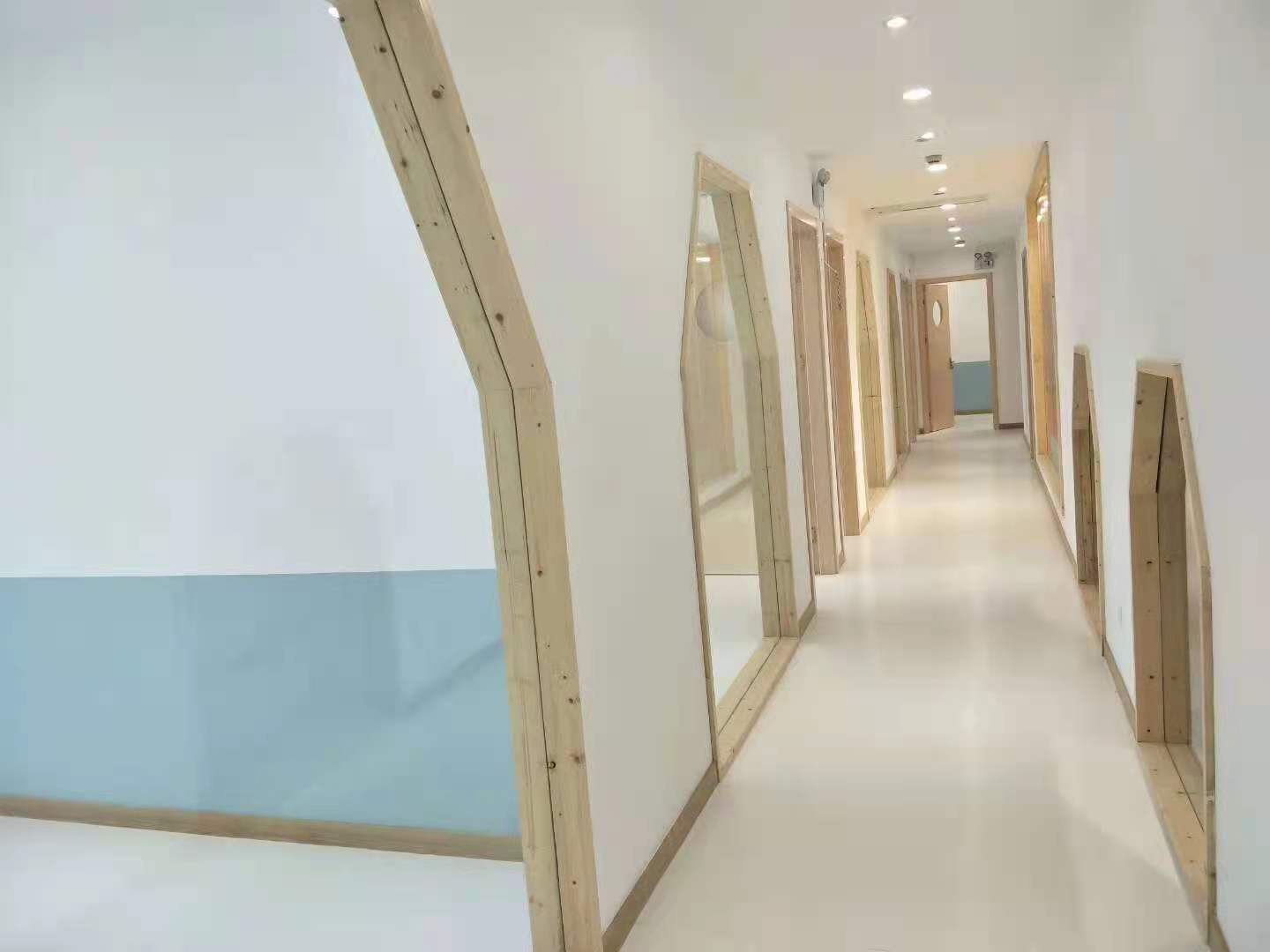 PVC卷材片材-地坪漆施工,地坪漆價格,環氧自流平 PVC卷材片材-地坪漆施工,地坪漆價格,環氧自流平